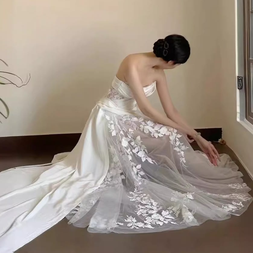 Satin Lace Wedding Veil Tube Top Fishtail Wedding Dress - Image 2