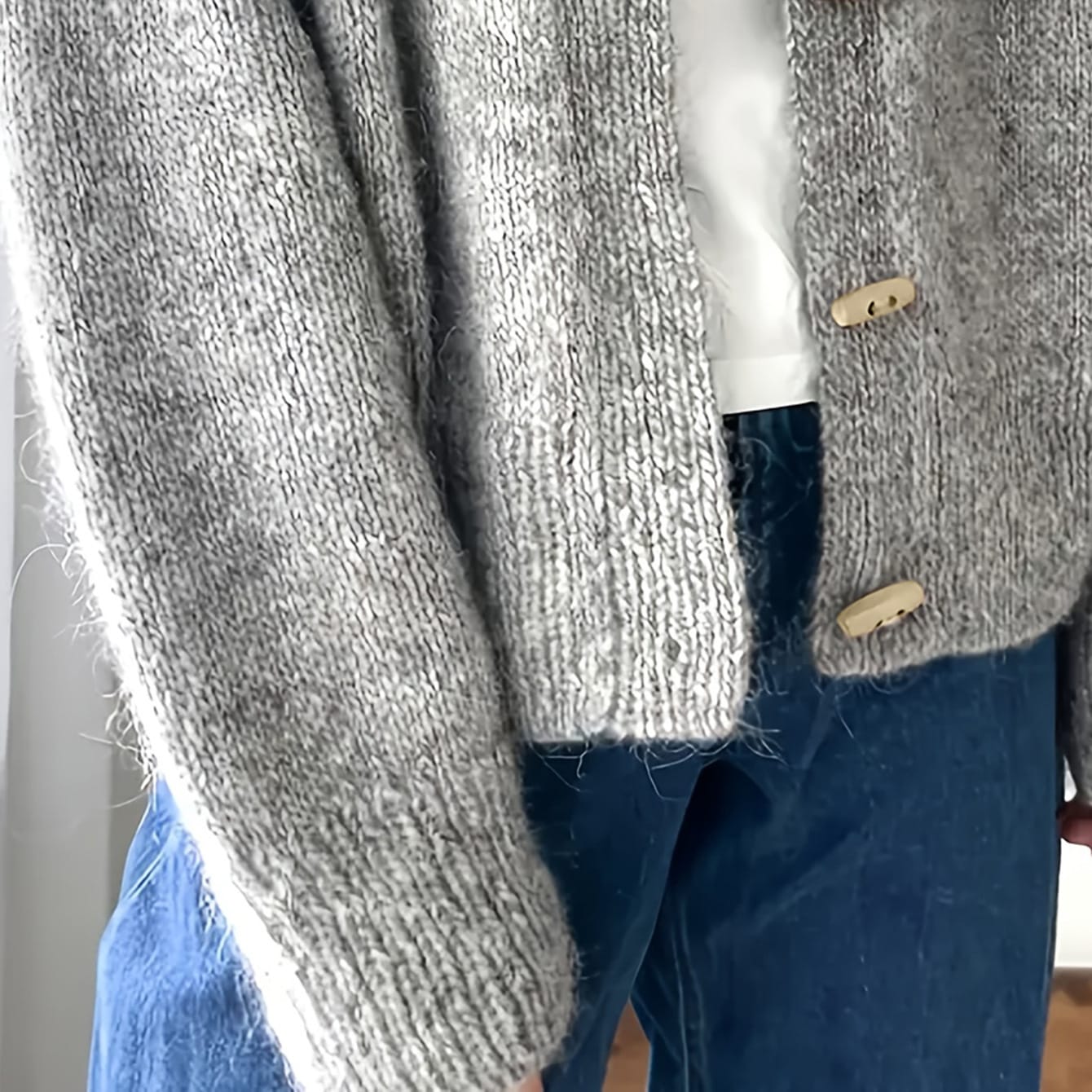 Women's Simple Loose Casual Knitted Cardigan - Image 5