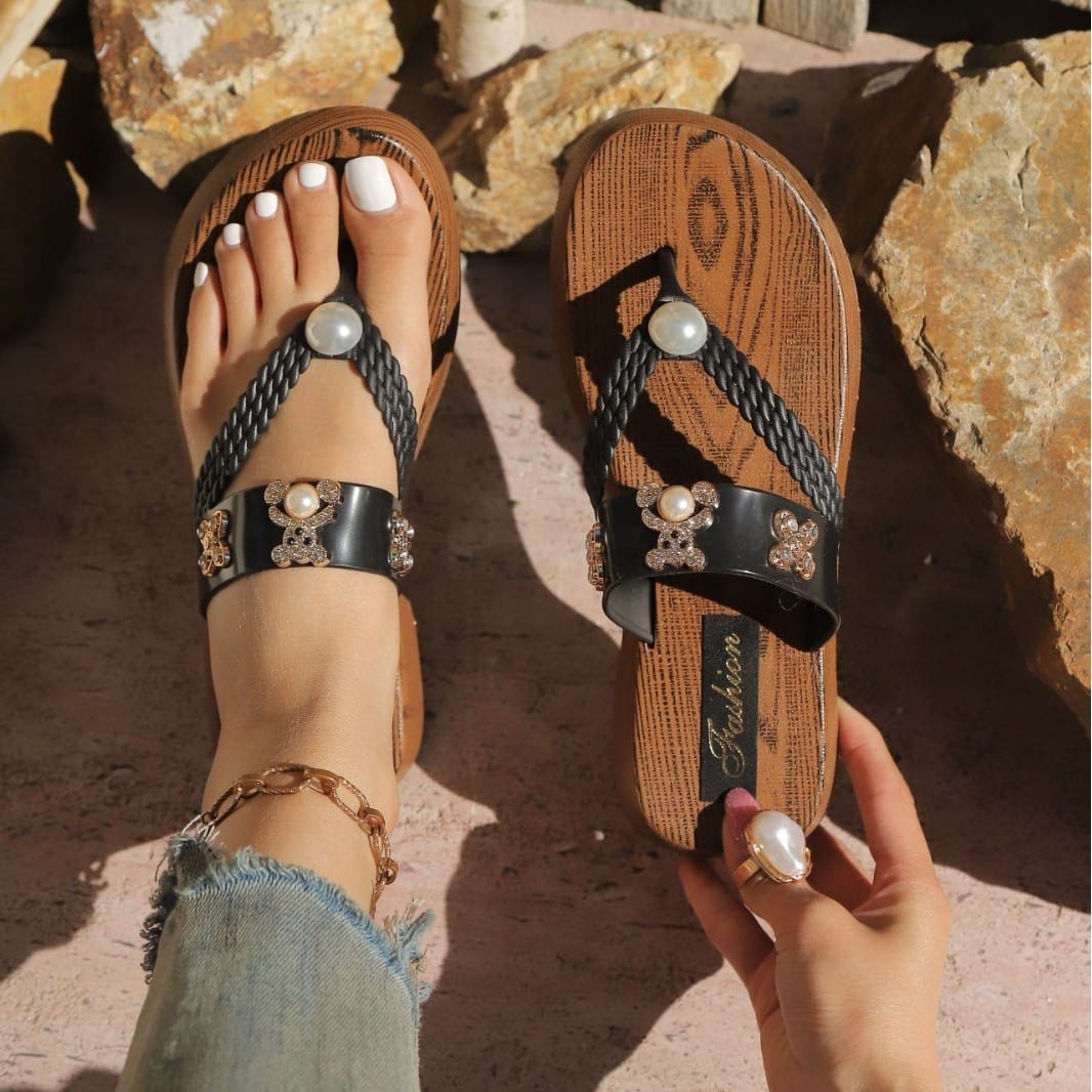 Women's Flip-flops Fashionable New Style For Outdoor Wear With Flower Design - Image 6