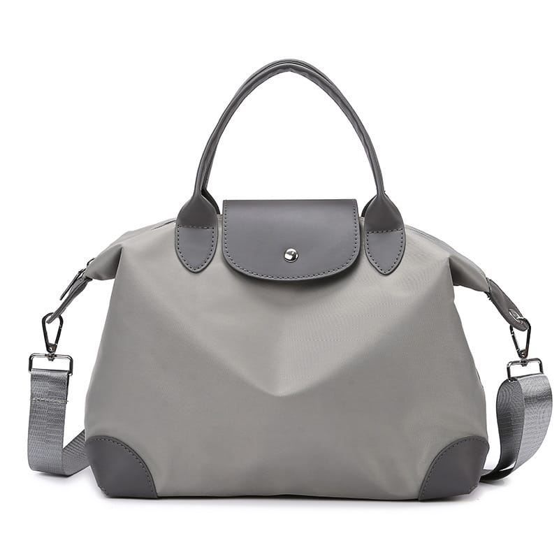Lightweight Water-Resistant Sports Fitness Bag - Image 4