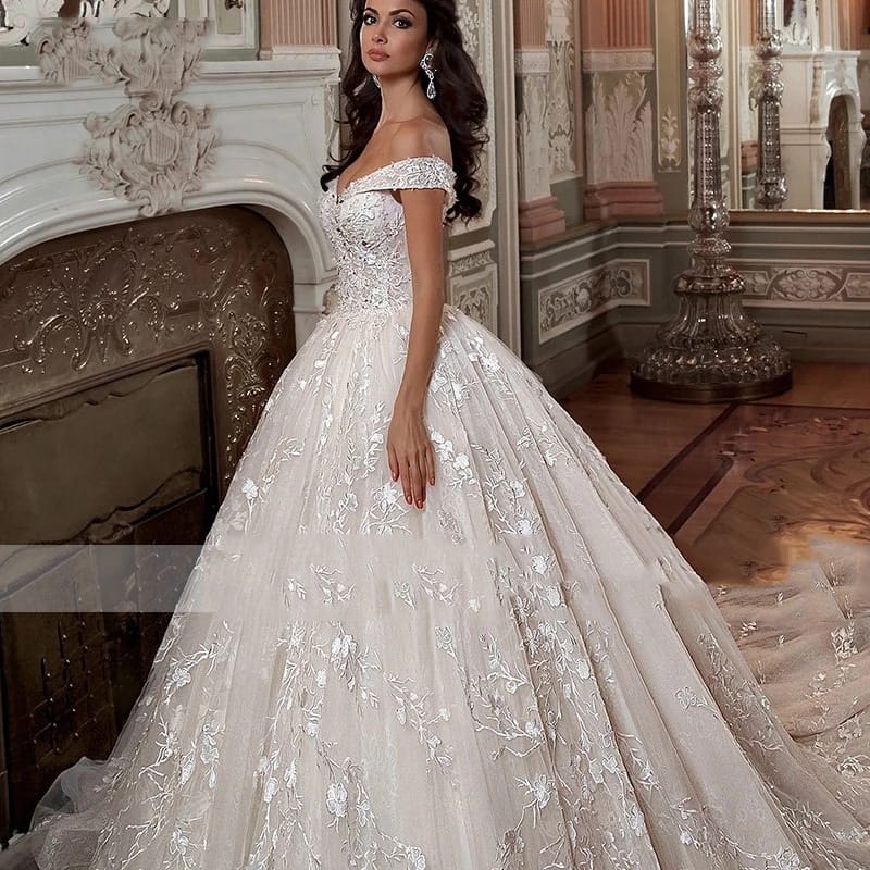 Off-shoulder French-style Bride Trailing Mori Style Simple Small Wedding Dress - Image 3